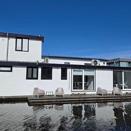 Houseboat The New Lake - Nieuwe Meer Amszterdam Kültér fotó